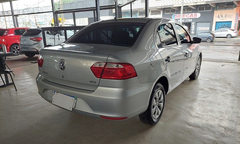 Volkswagen Voyage 1....