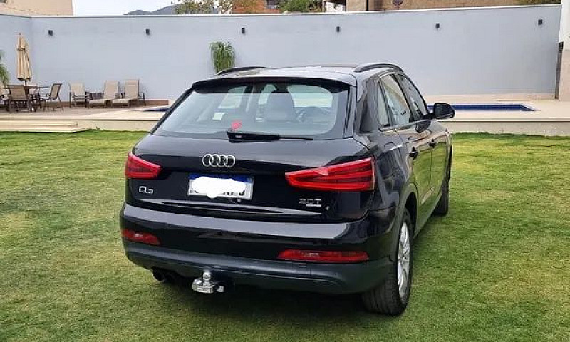 Q3 2.0 Turbo Quattro...