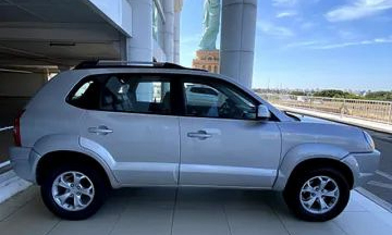 Hyundai Tucson Gls 2...