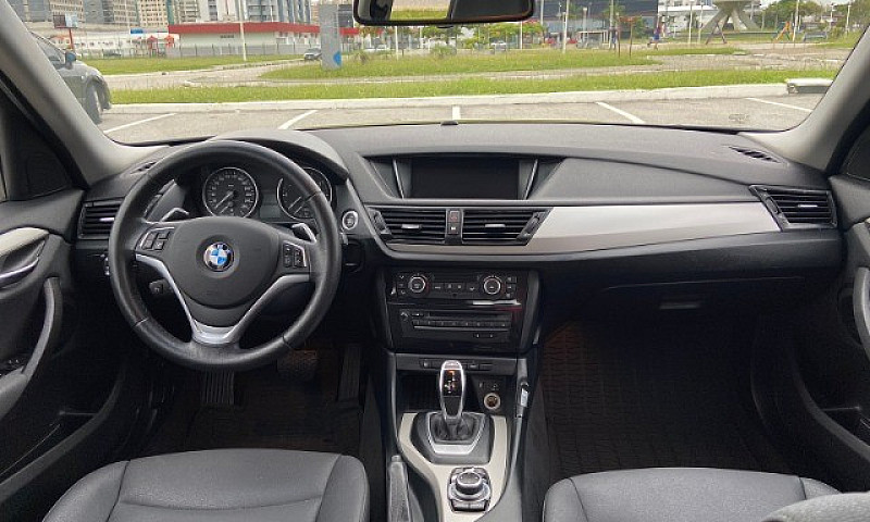 Bmw X1 Sdrive 2015...