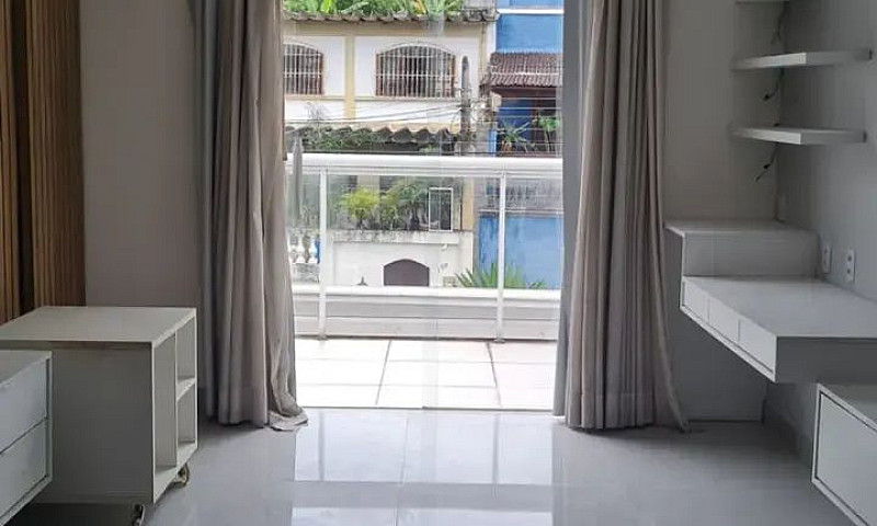 Casa 4 Suítes - Jard...