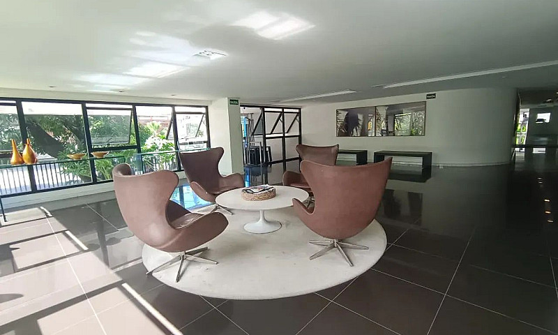 [Torre-Madrid-65683]...