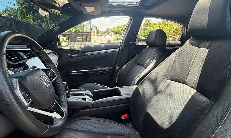 Honda Civic Sedan To...