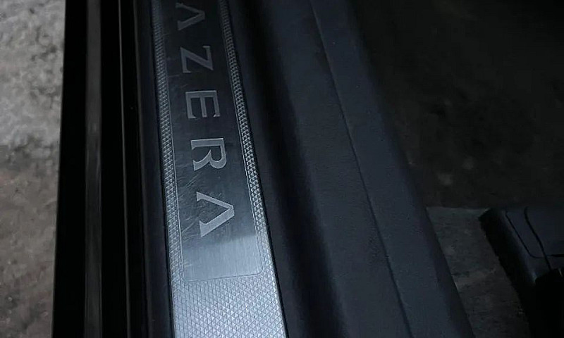 Hyundai Azera Gls 3....