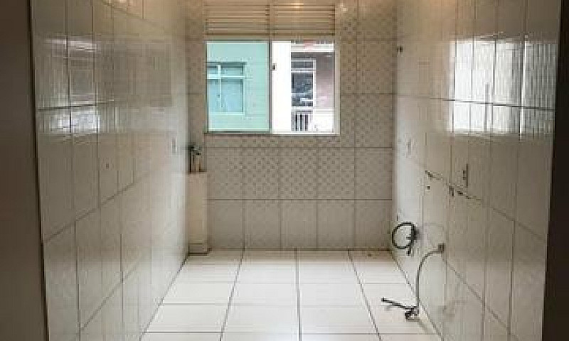 Alugo Apartamento...