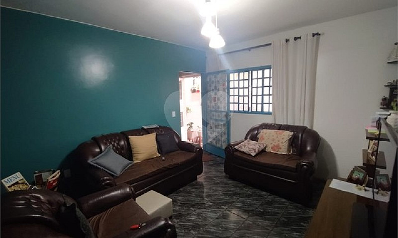 Casa À Venda Com 2 D...