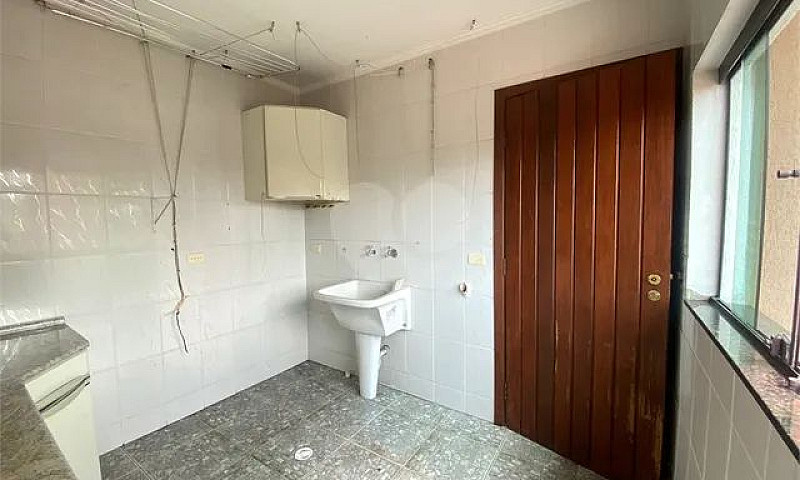 Casa Com 4 Quartos À...