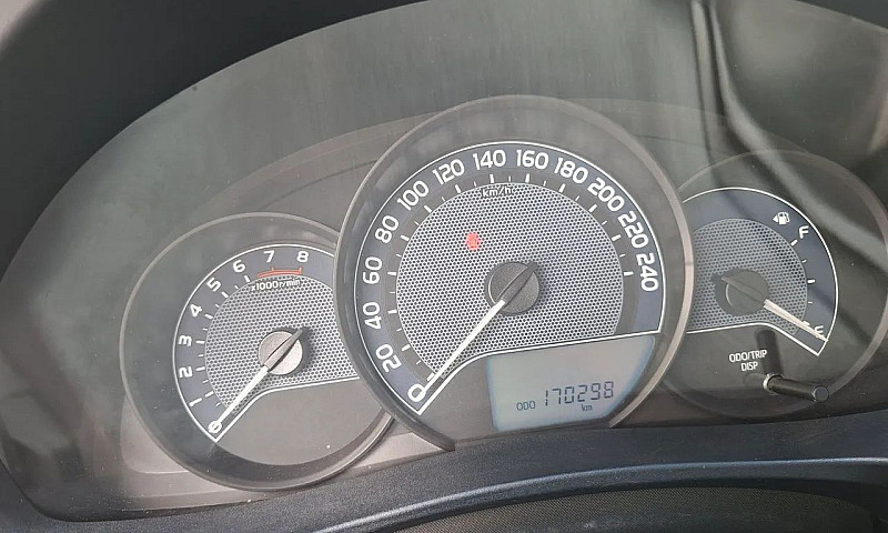 Toyota Corolla Gli 1...