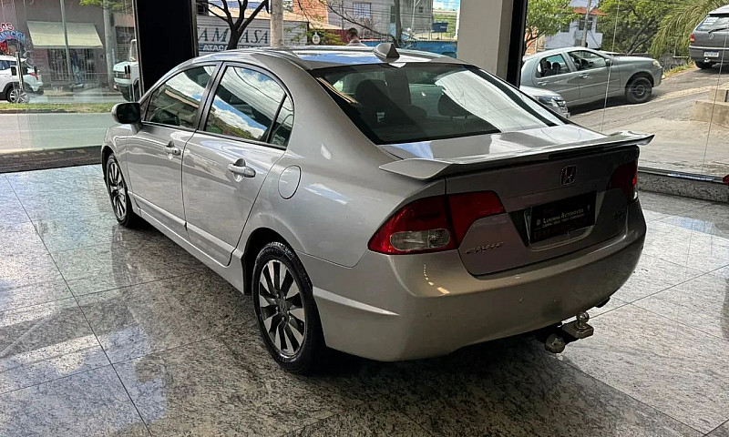 Honda Civic 1.8 Carr...