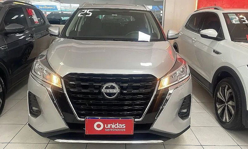 Nissan Kicks Play Se...
