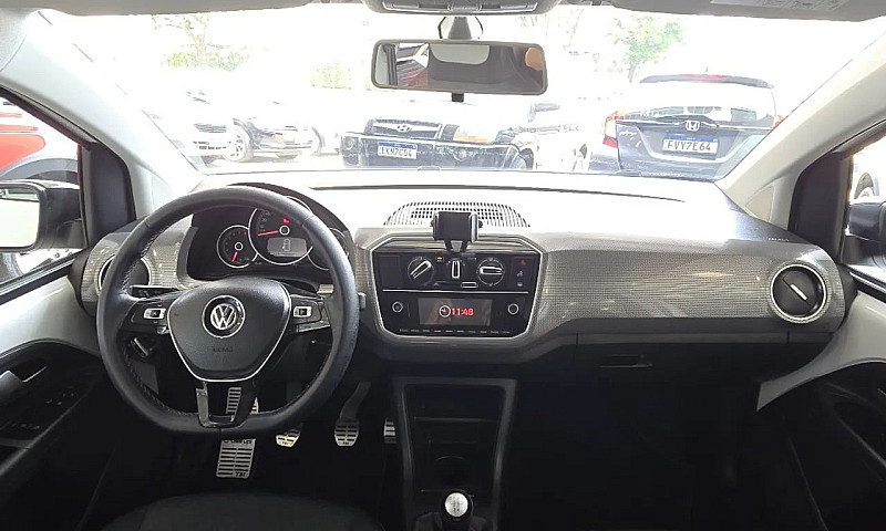 Volkswagen Up! Cross...