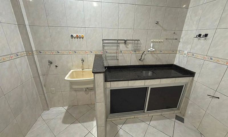 Alugo Casa Ampla Ref...