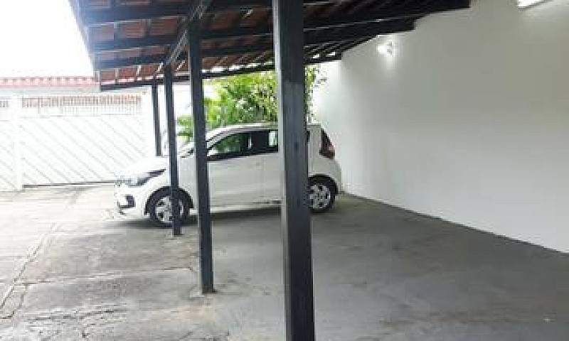 Casa Com 2 Dormitóri...