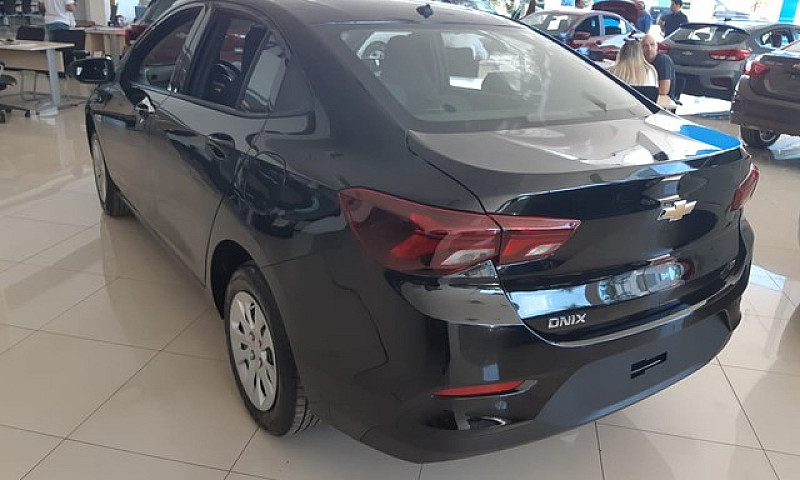 Chevrolet Onix Plus ...