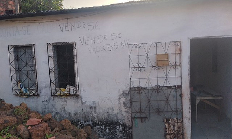 Vende-Se Uma Casa...