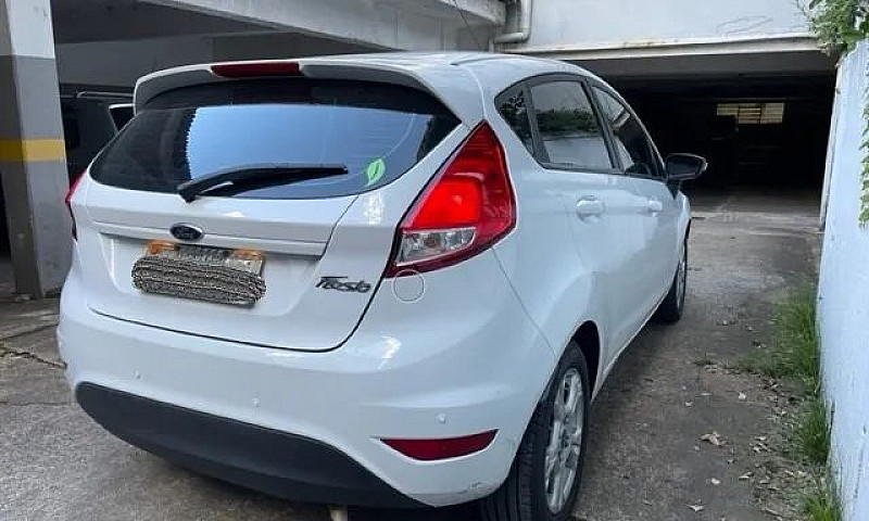 Vendo Ford Fiesta Ha...