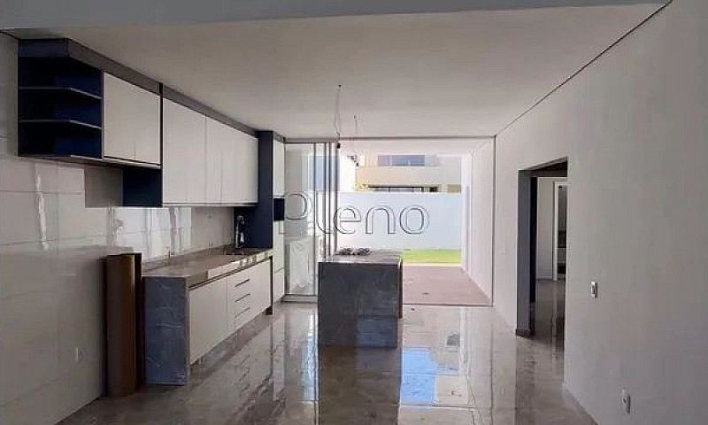 Casa Á Venda Com 3 Q...