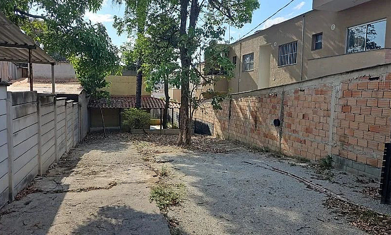 Casa De 02 Quartos N...