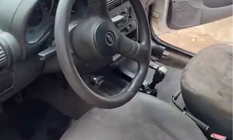 Chevrolet Corsa Wind...