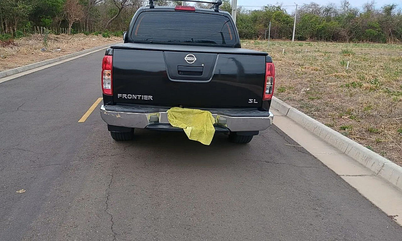 Nissan Frontier Sl C...