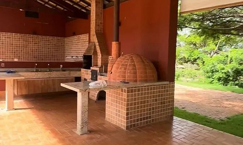 Casa De Condomínio P...