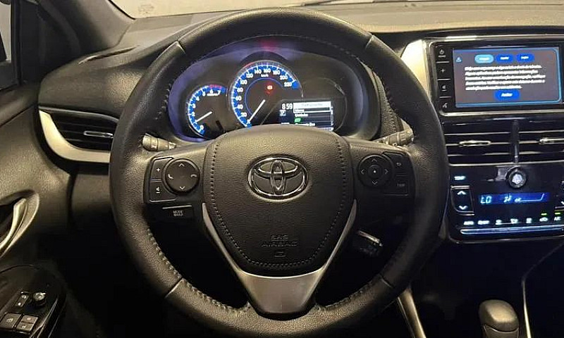 Toyota Yaris Xs 1.5 ...