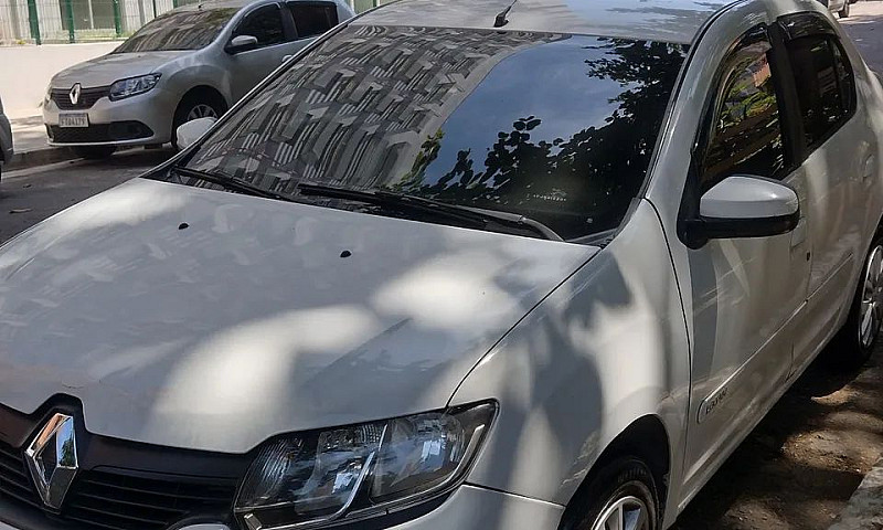 Renault Logan Expres...