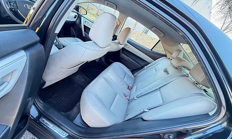 Toyota Corolla Xei 2...