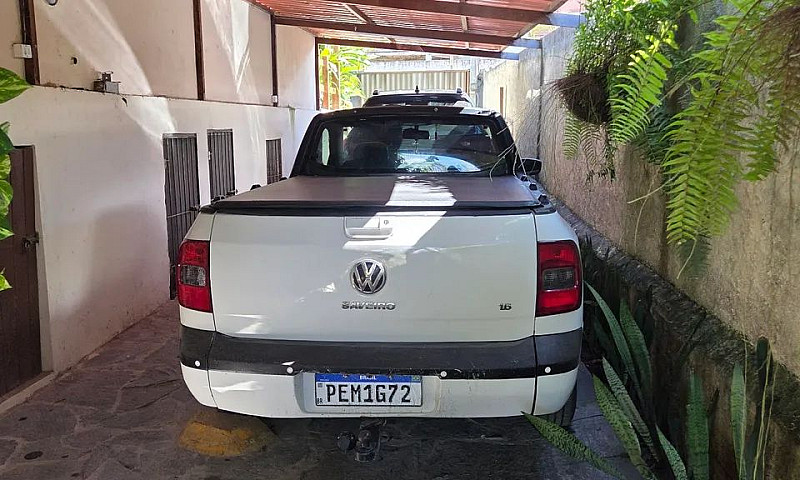 Volkswagen Saveiro 1...