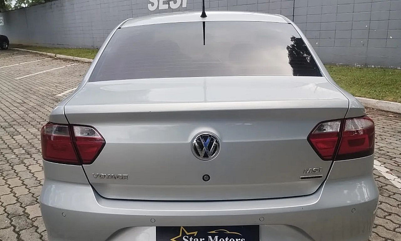 Volkswagen Voyage 1....