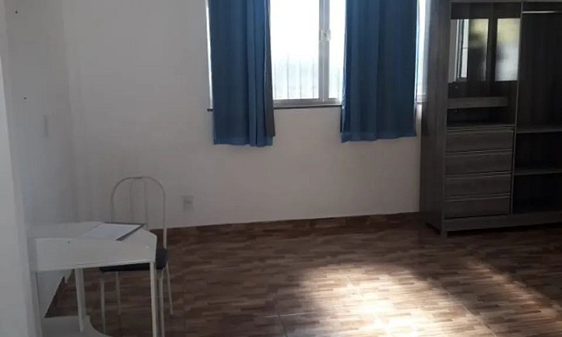 Quitinete Na Taquara...