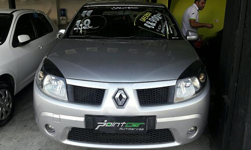 Renault Sandero 2010...