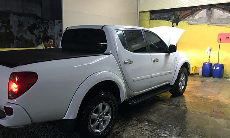 L200 Triton Diesel ...