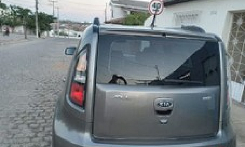 Kia Soul ...