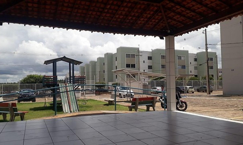 Village Leste...