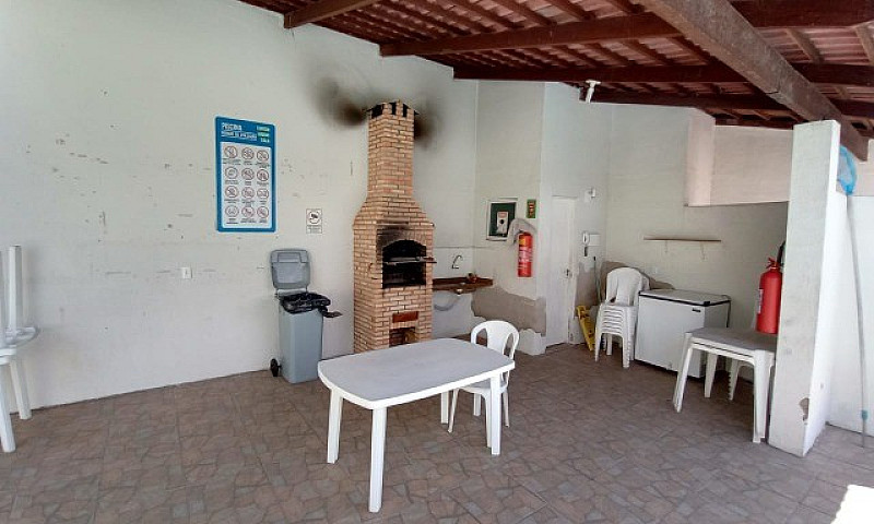 Pronto No Apartament...