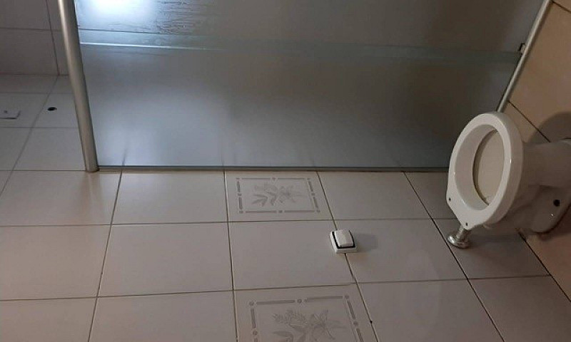 Vendo Casa Três Quar...