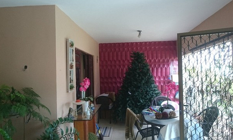 Aluga-Se Casa Mobili...