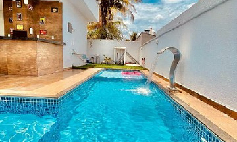 Casa À Venda No Bair...