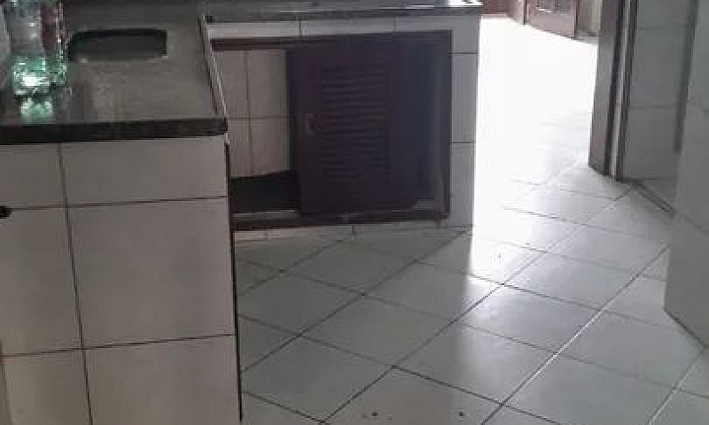 Casa Com Cozinha Esp...