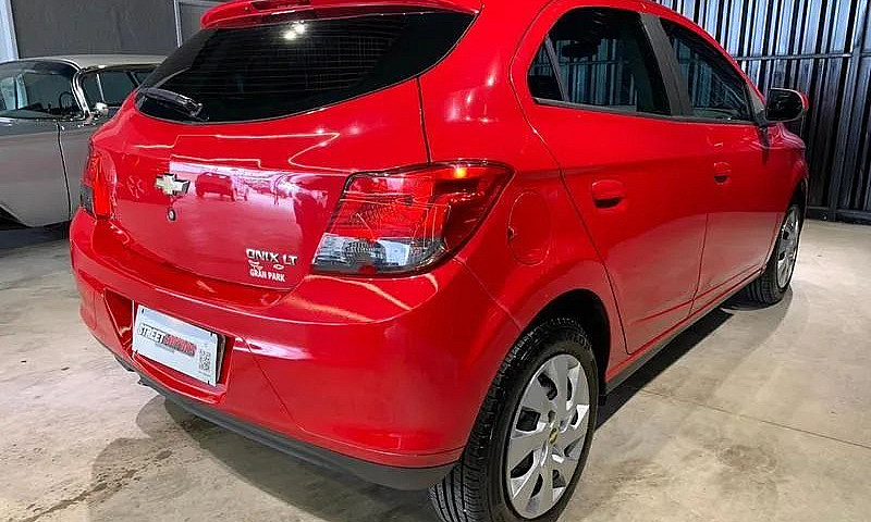 Chevrolet Onix Hatch...