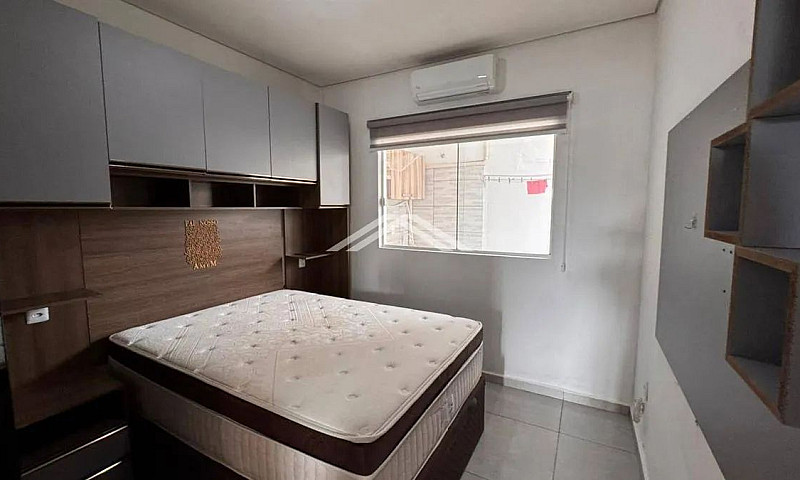 Casa Com 02 Quartos ...