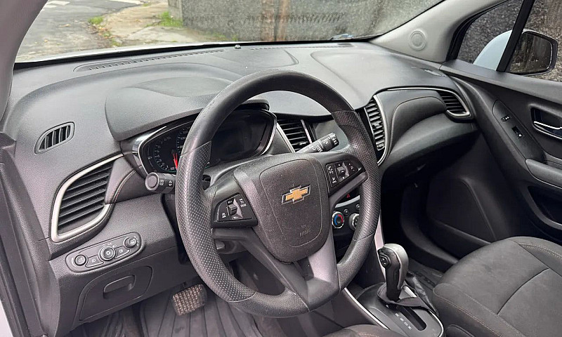 Chevrolet Tracker Lt...