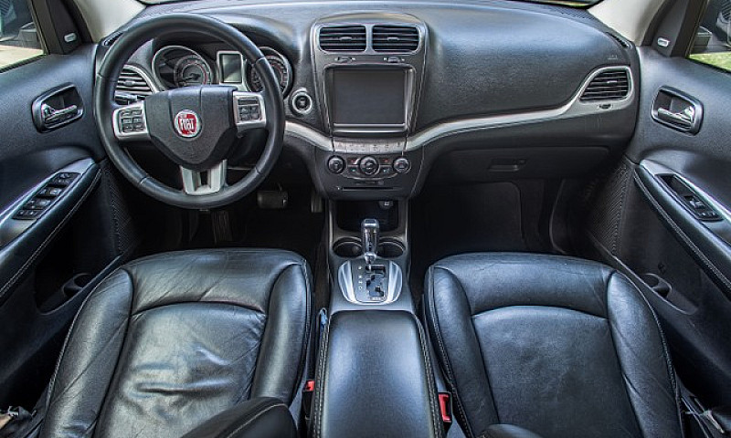 Fiat Freemont 2.4 16...