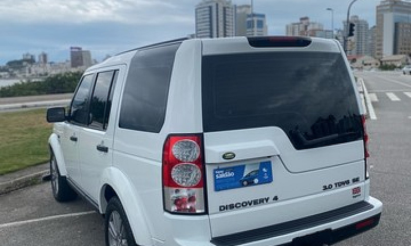 Land Rover Discovery...
