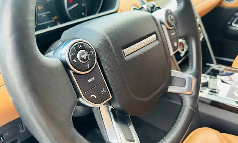 Land Rover Discovery...