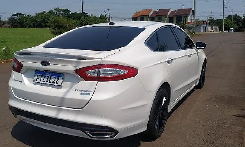 Ford Fusion Titanium...