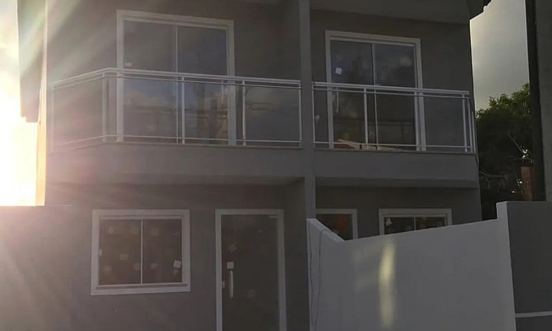 Casa Duplex De 2 Suí...
