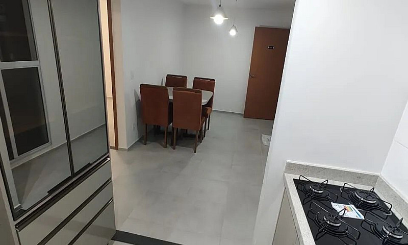 Apartamento Com Móve...