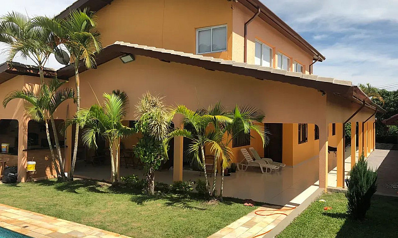 Casa De Condomínio P...